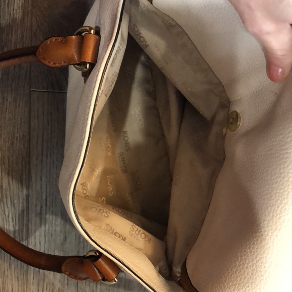 Cream Michael Kors cross body bag - Picture 11 of 11